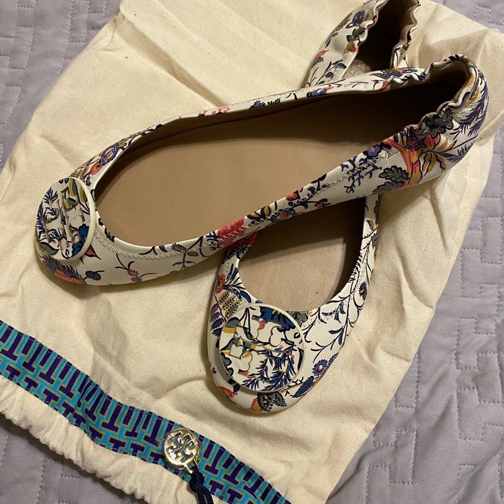 Tory Burch Flats Floral